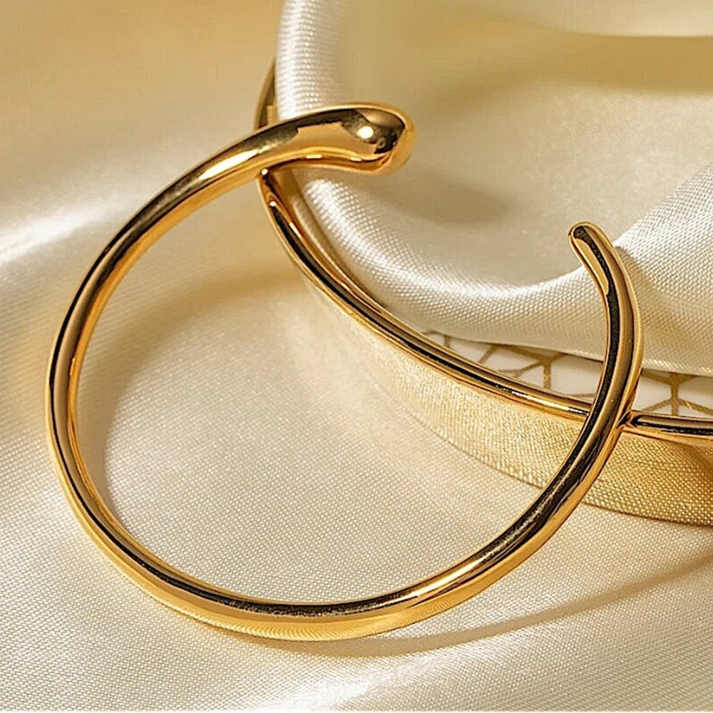 Gold Irregular Geometric Bangle Bracelet, Thick & Thin Cuff, Gold Plated - Picture 5 of 10